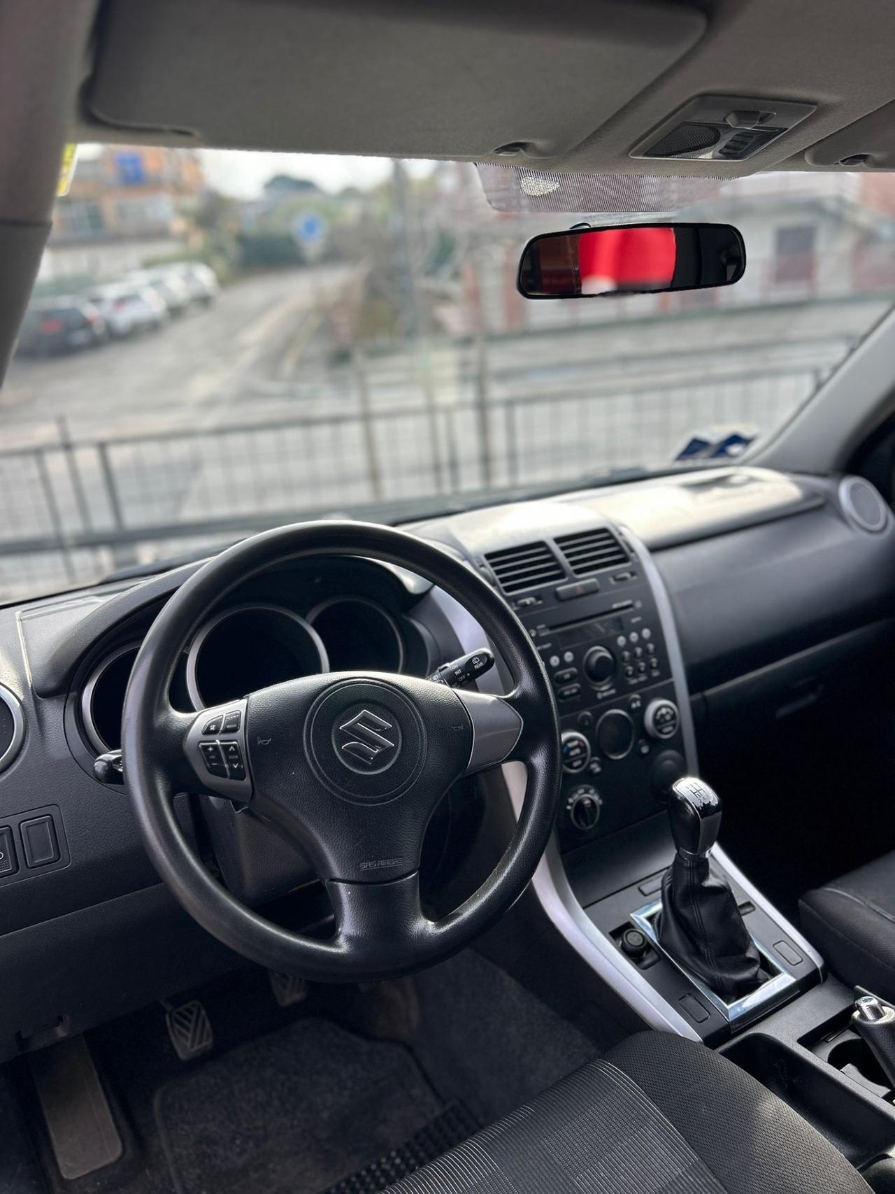 Suzuki Grand Vitara 1.9 DDiS 3p. Special Edition