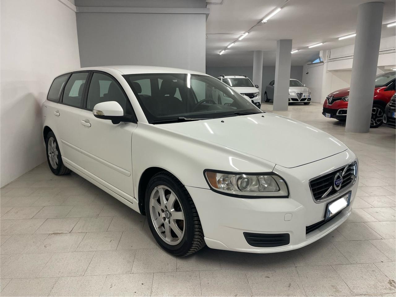 Volvo V50 DRIVe POLAR Sw Perfetta !
