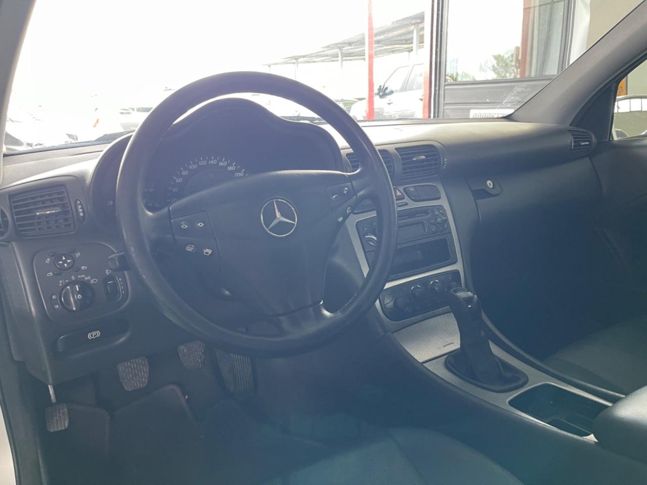 Mercedes-benz C 200 Kompressor Sportcoupé PERMUTE RATE