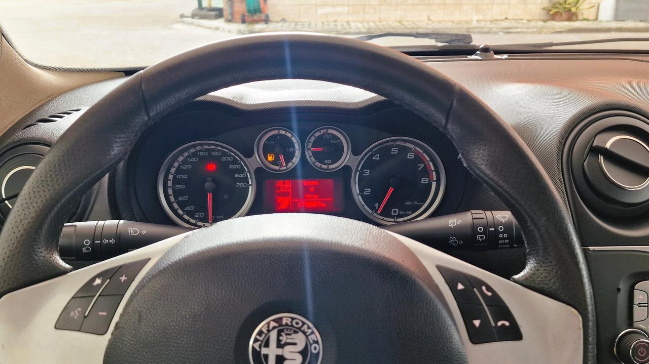 Alfa Romeo MiTo 1.4 T 120 CV GPL Distinctive