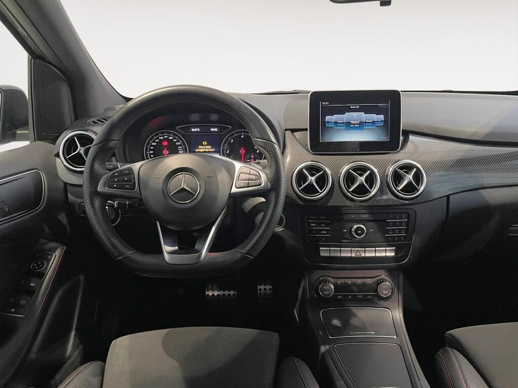 Mercedes Classe B B180d 1.5d 109CV Autom. Premium AMG - GANCIO TRAINO