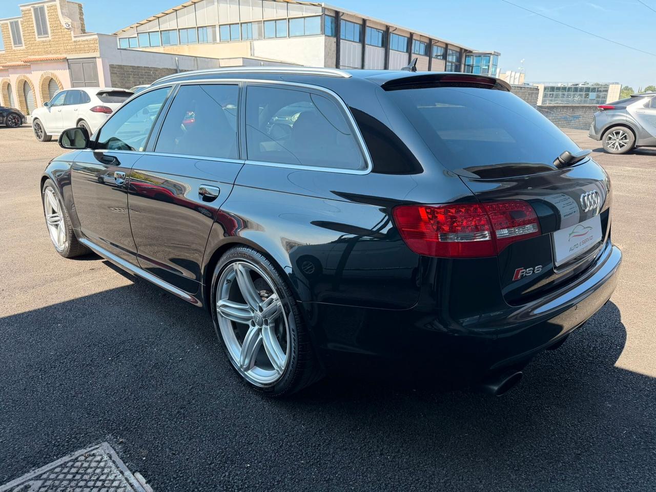Audi RS6 RS 6 5.0 V10 FSI quattro tiptronic