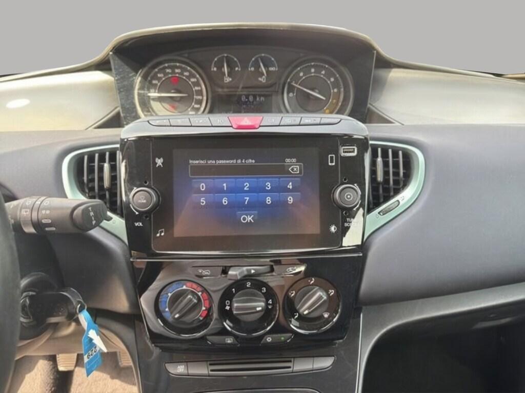 Lancia Ypsilon 5 Porte 1.0 FireFly Hybrid Gold