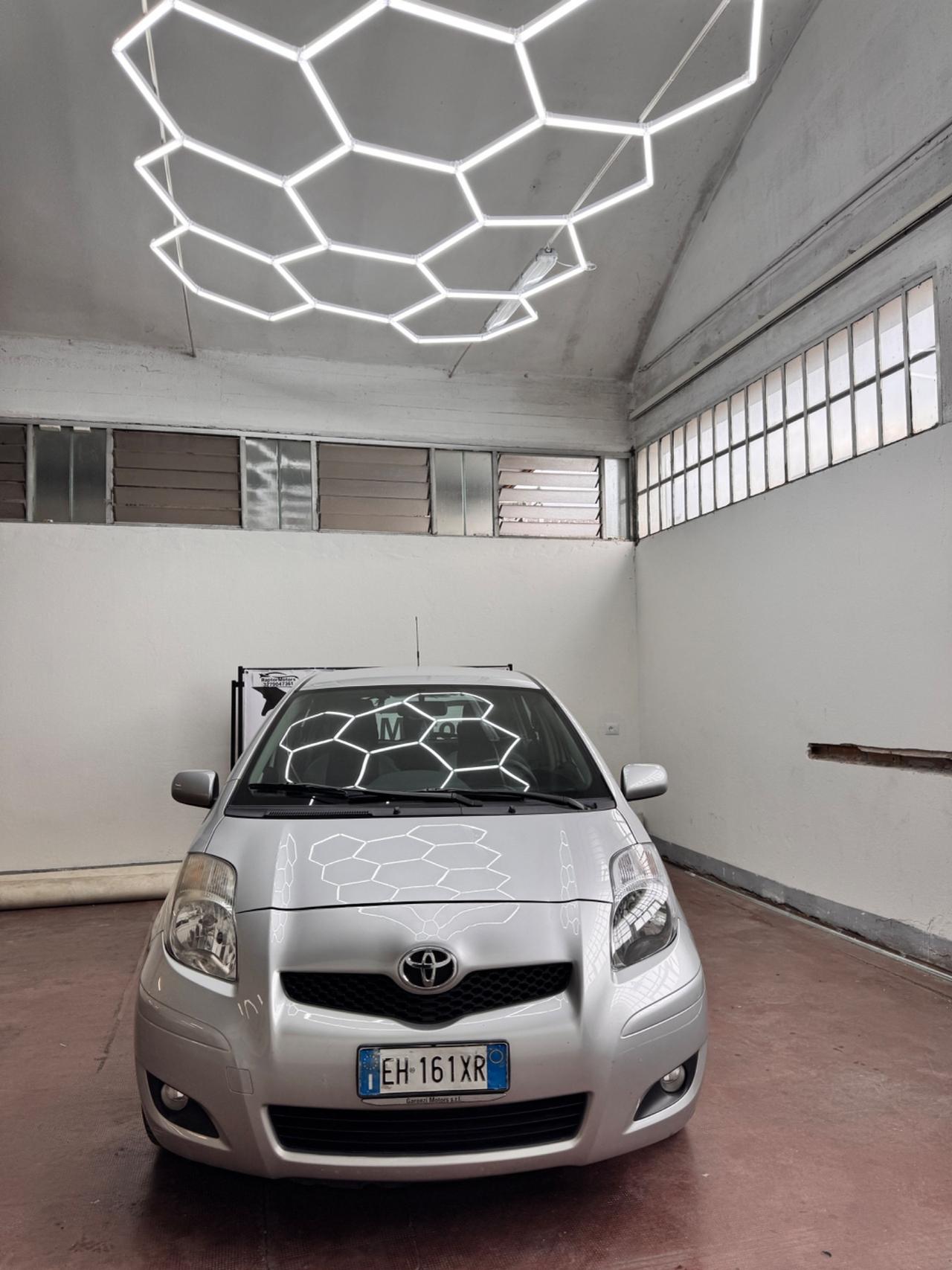 Toyota Yaris 1.3 5 porte 2011