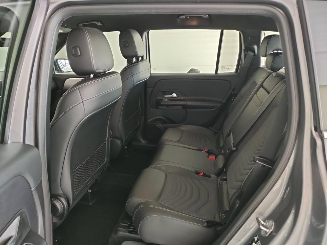 Mercedes-Benz GLB - X247 2019 - GLB 180 d Business Extra auto