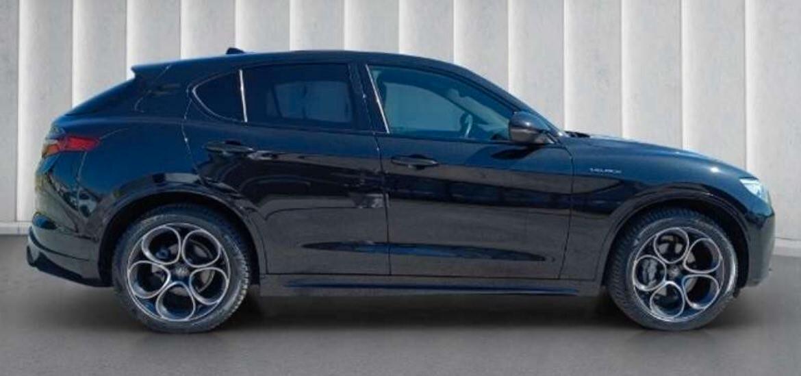 Alfa Romeo Stelvio 2.2 Turbodiesel 210 CV AT8 Q4 Veloce AUTO A NOLEGGIO