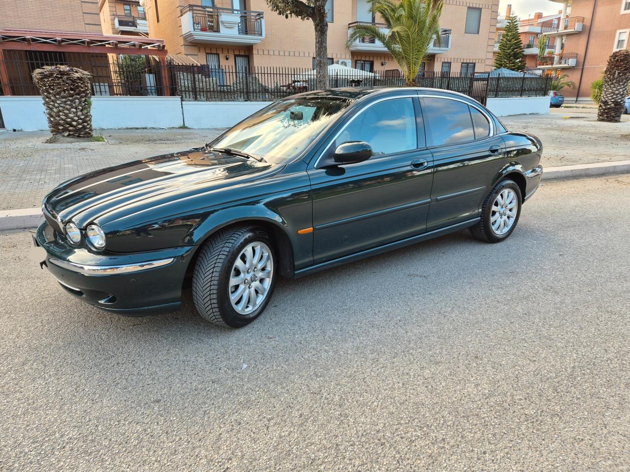 Jaguar xtipe 2.5 v6 196cv 4×4 benzina anno 02 benzina
