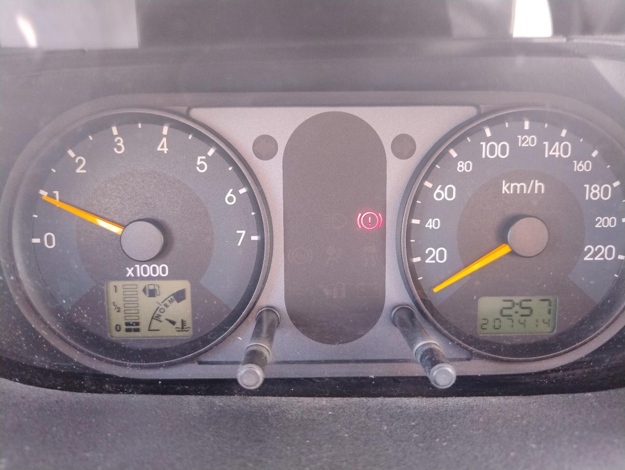 Ford Fiesta 1.4 16V 5p. Ghia