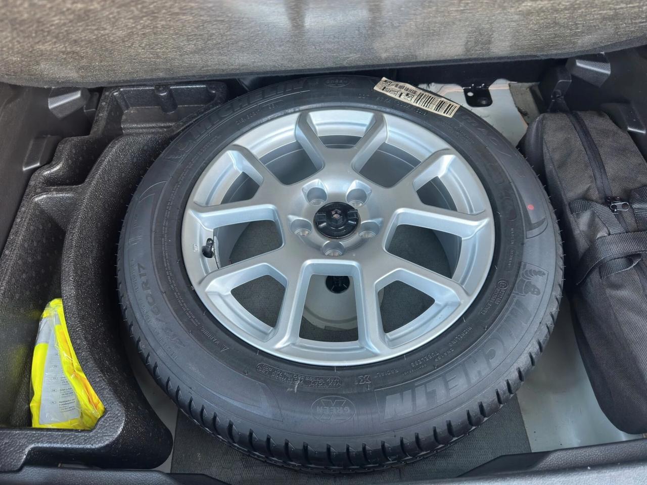 Jeep Renegade 1.3 T4 DDCT Limited