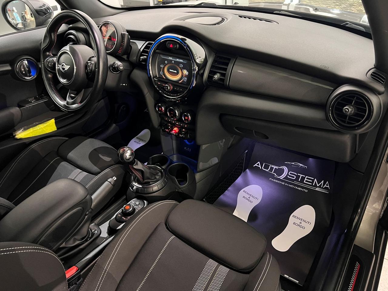 MINI Mini IV F55-F56 2014 1.2 One 102 CV Boost 3p