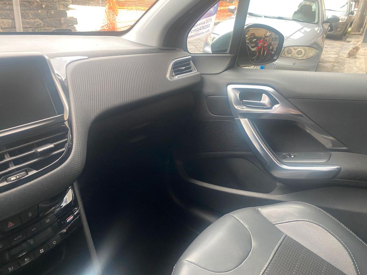 Peugeot 2008 BlueHDi 120 S&S Allure