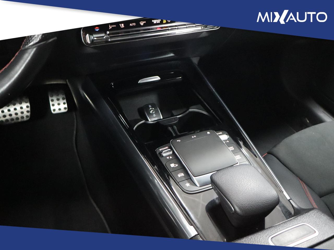 Mercedes-Benz GLA 200 D Premium AUTO