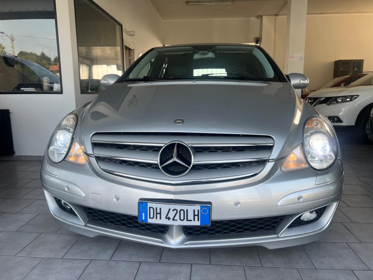 Mercedes-benz R 320 R 320 CDI cat 4Matic Sport 185000 km