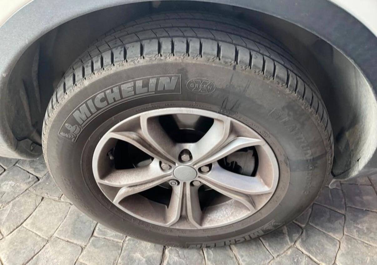 Land Rover Discovery Sport 2.0 TD4 150 CV HSE