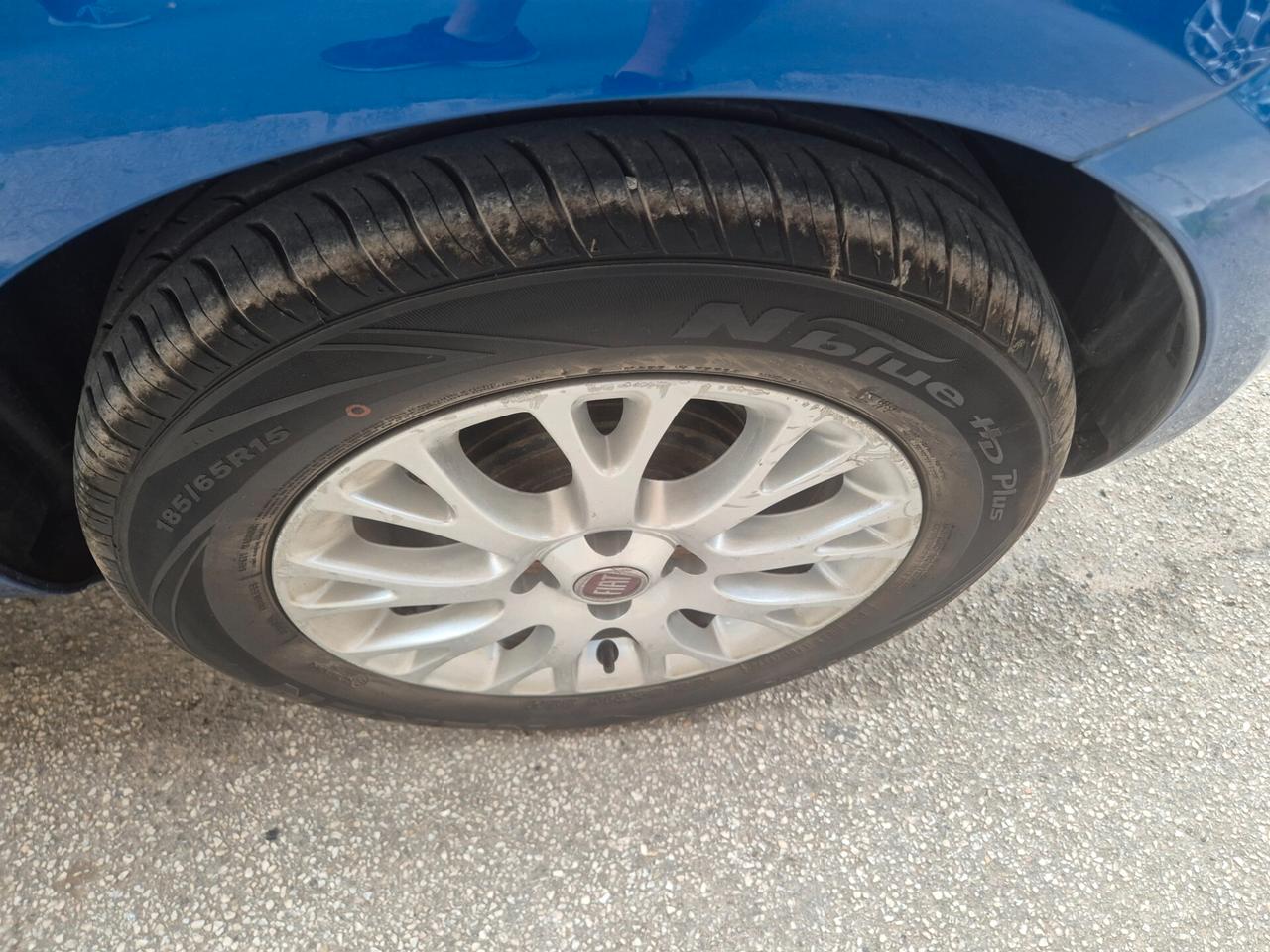FIAT PUNTO EVO ANNO 2011 1.2 70 CV SOLI KM 80000 CERTIF