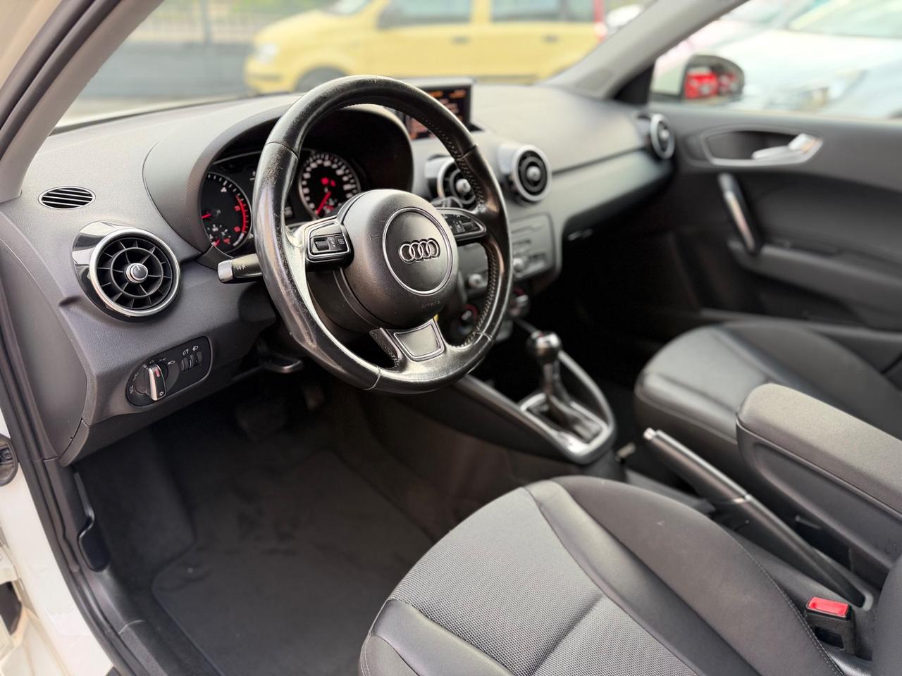 Audi A1 SPB 1.6 TDI Ambition CAMBIO AUTOMATICO IDEALE X NEOPATENTATI