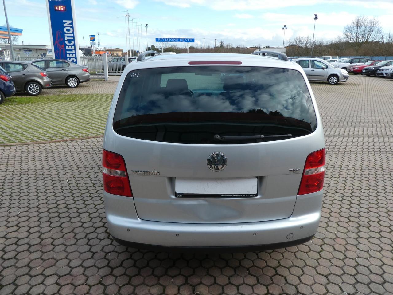 Volkswagen Touran 1.9 TDI 105CV DSG OK NEOPATENTATI