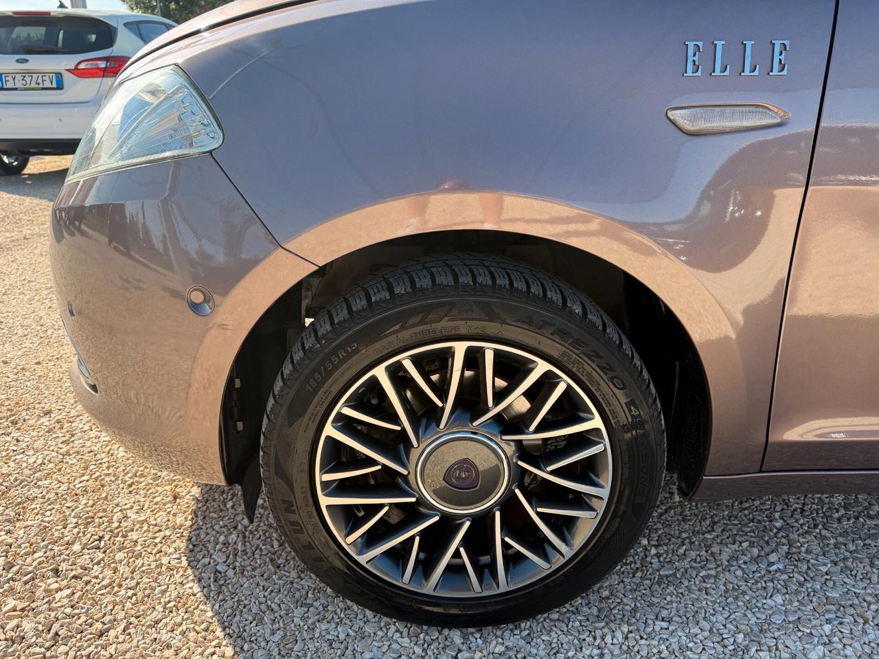 Lancia Ypsilon 1.2 69 CV 5 porte Elle