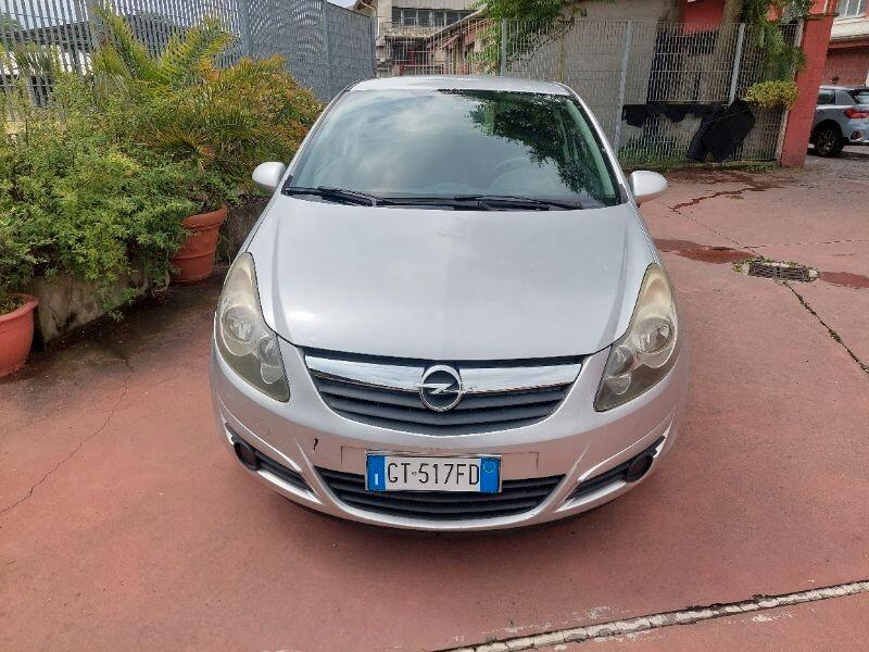 Opel Corsa 1.2 80CV 3 porte GPL-TECH Edition gomme nuove e frizione