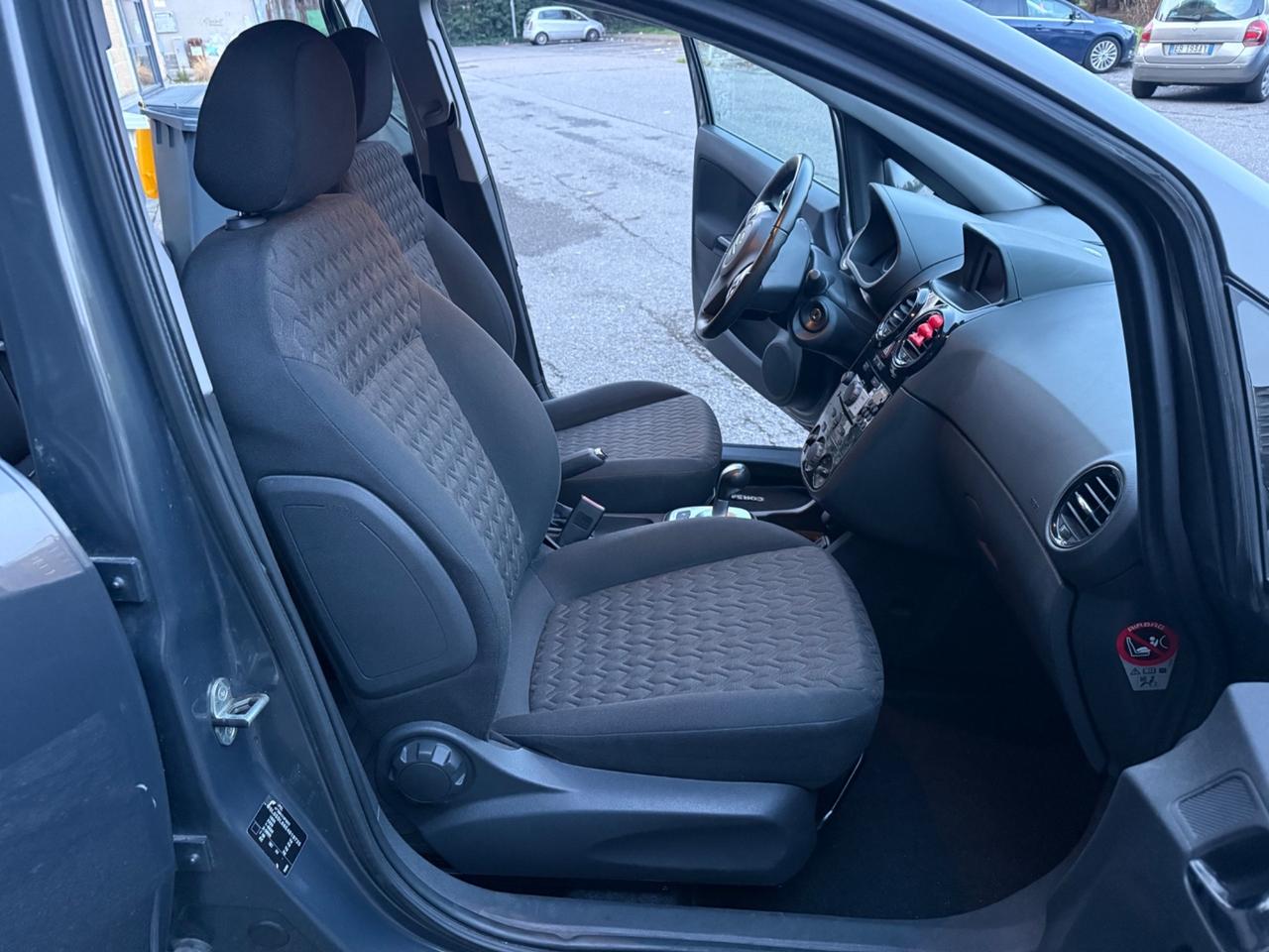 Opel Corsa 1.2 5 porte sport automatica