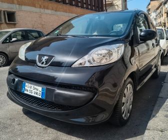 Peugeot 107 1.0 68CV 3p. Plaisir