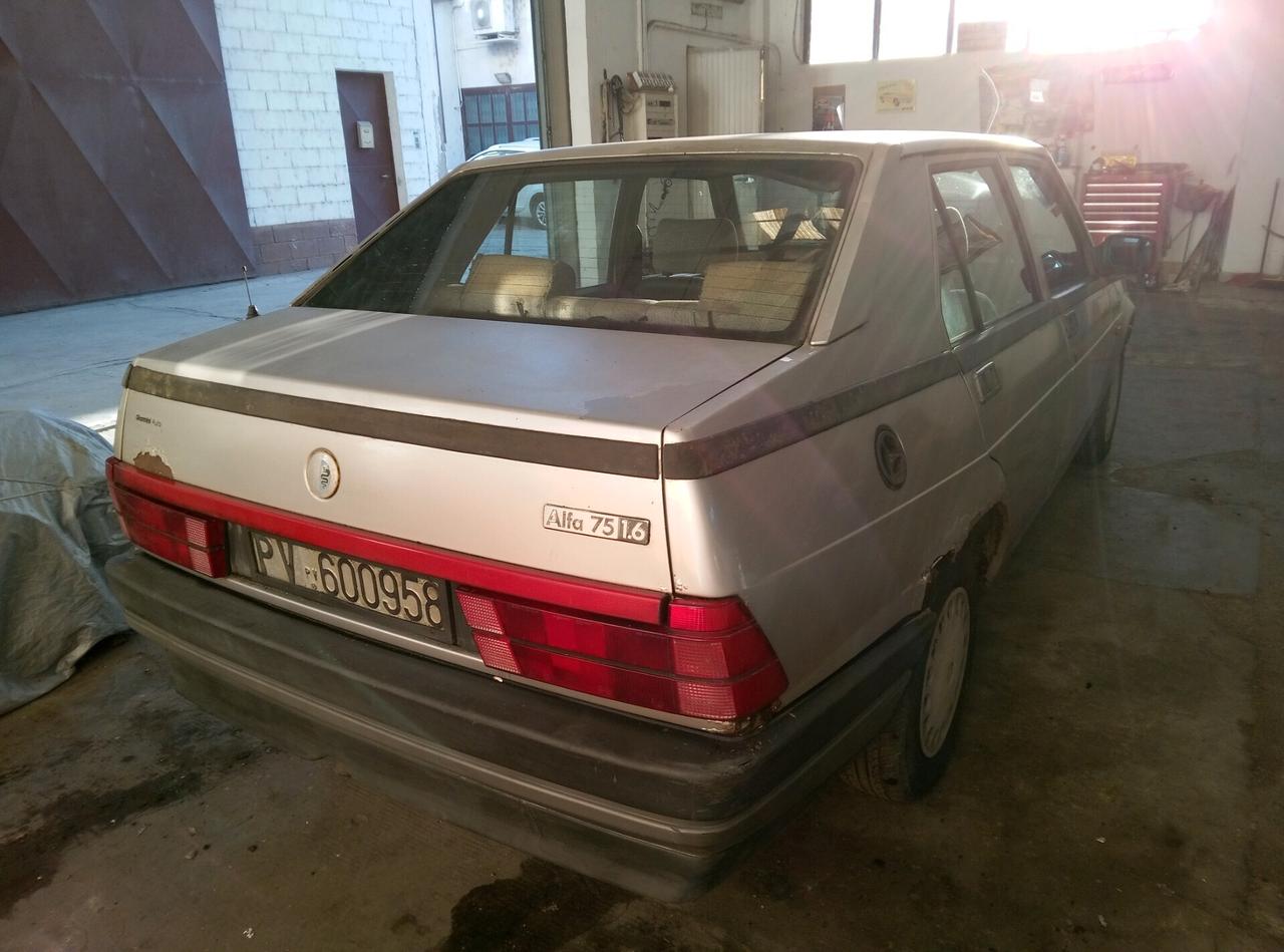 Alfa Romeo 75 1.6 Aria condizionata