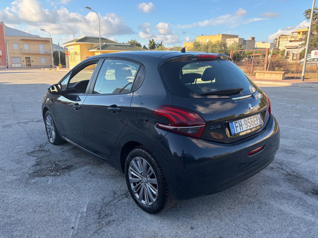 Peugeot 208 BlueHDi 75 5 porte Allure