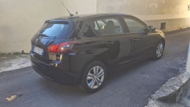 Peugeot 308 BlueHDi 130 S&S Active