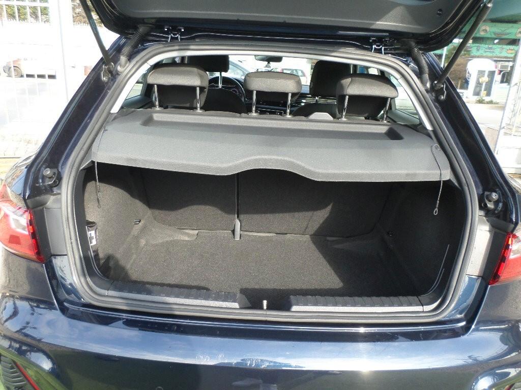 Audi A1 citycarver 30 TFSI S tronic Identity Contrast