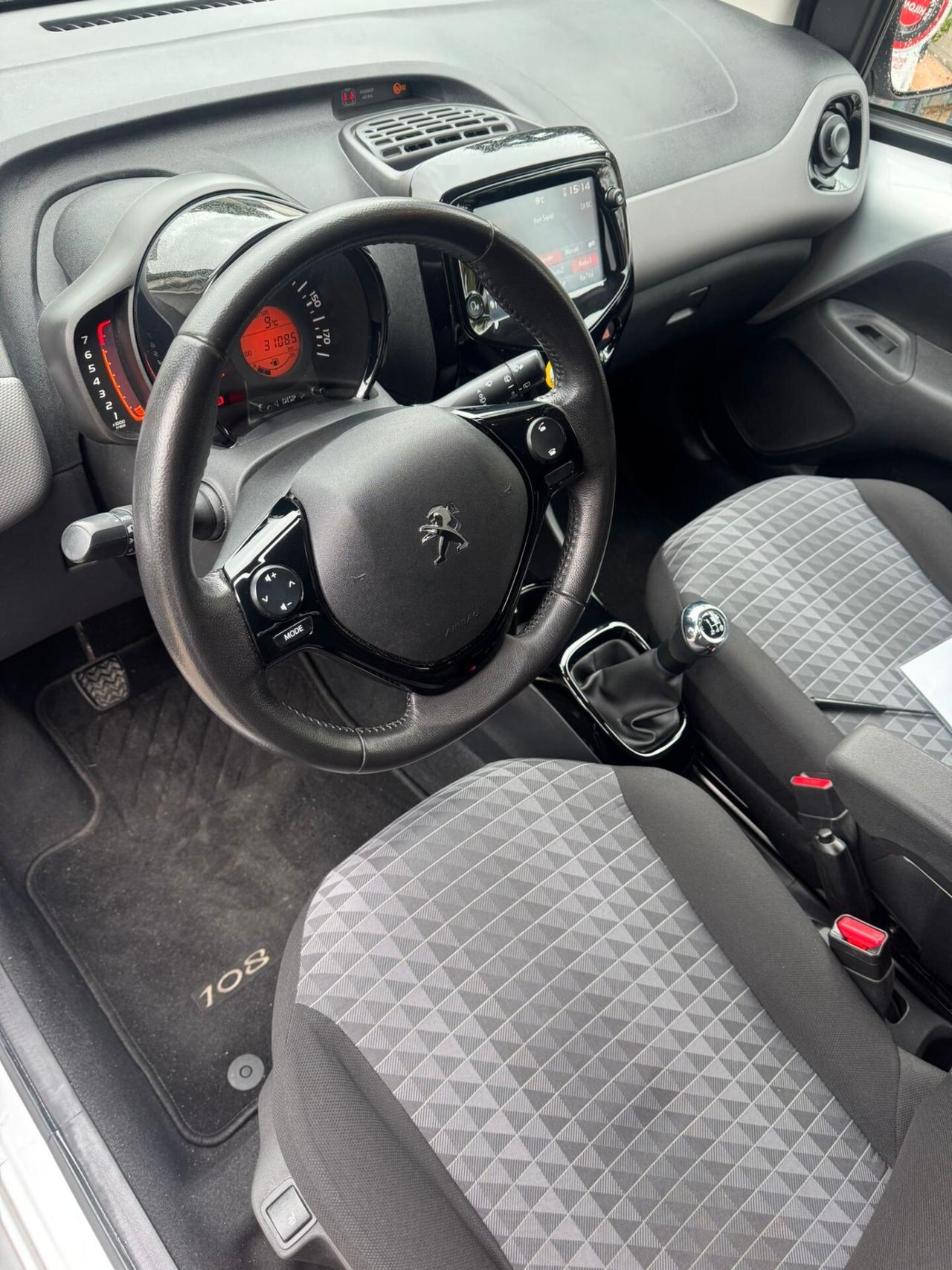Peugeot 108 VTi 72 S&S 5 porte Allure TOP!