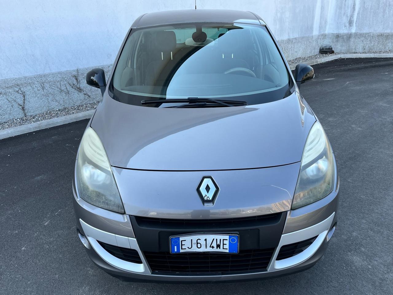Renault Scenic Scénic X-Mod 1.9 dCi 130CV Luxe