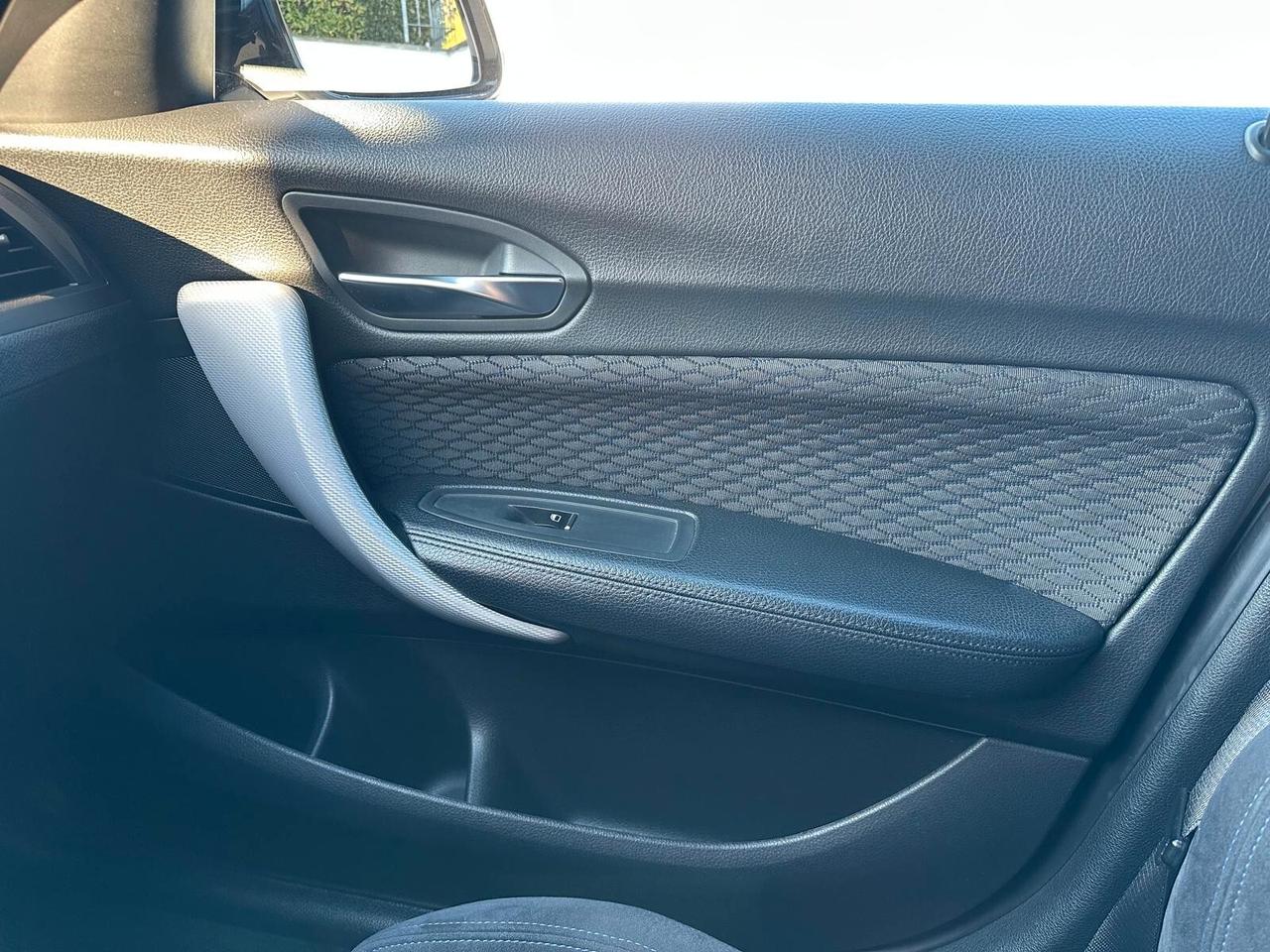 Bmw 120 120i 5p. Sport