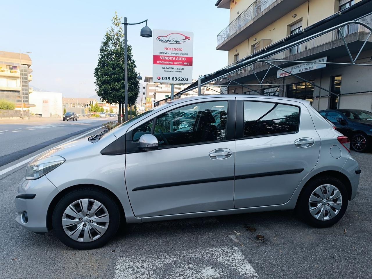Toyota Yaris 1.3 5 porte Style RETROCAMERA BLUETOOTH