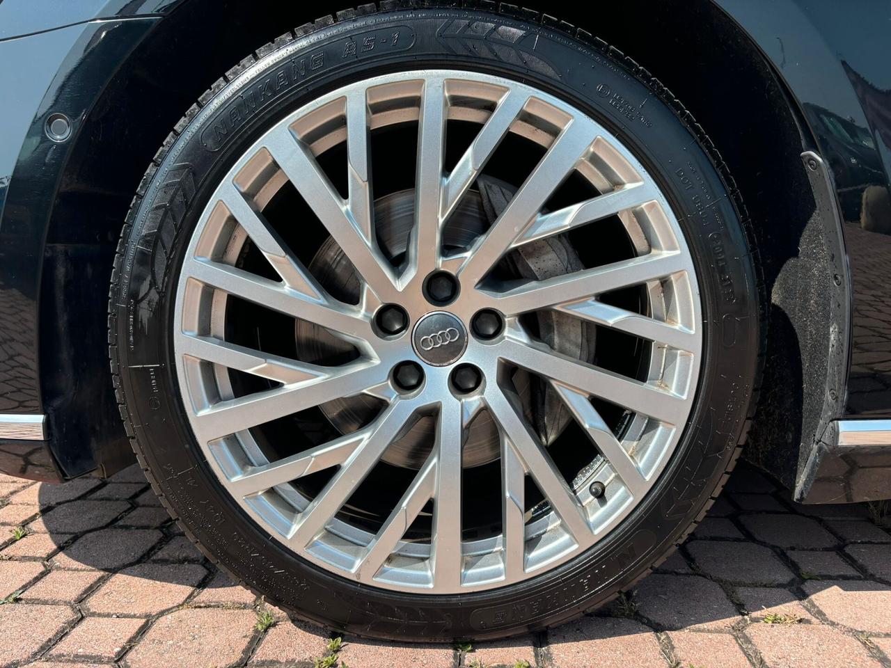 Audi A8 50 TDI 3.0 quattro tiptronic