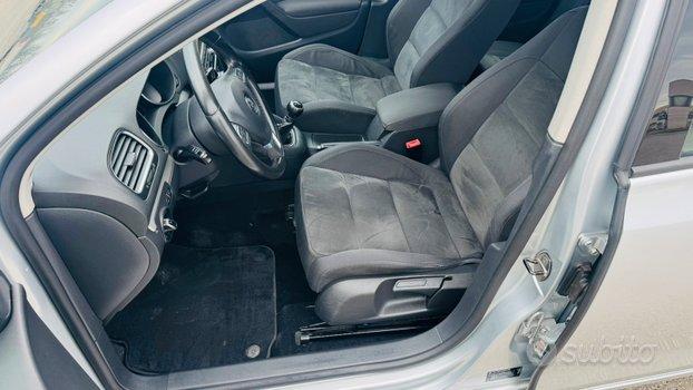 Volkswagen Golf 1.6 Benzina/Gpl