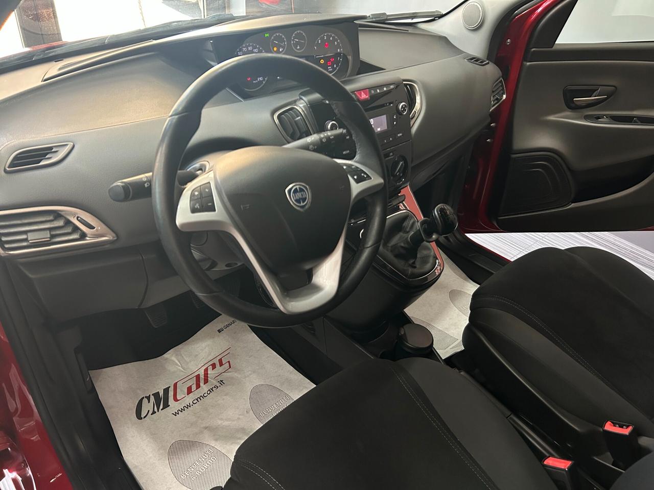 Lancia Ypsilon 0.9 Twinair Ecochic Metano di serie Gold ITALIANA
