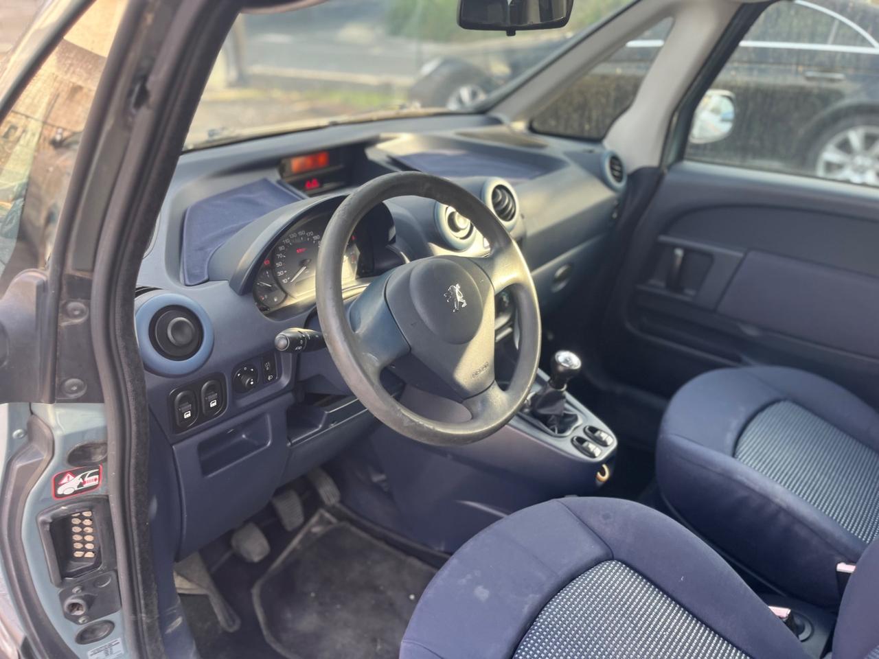 Peugeot 1007 1.4 HDi