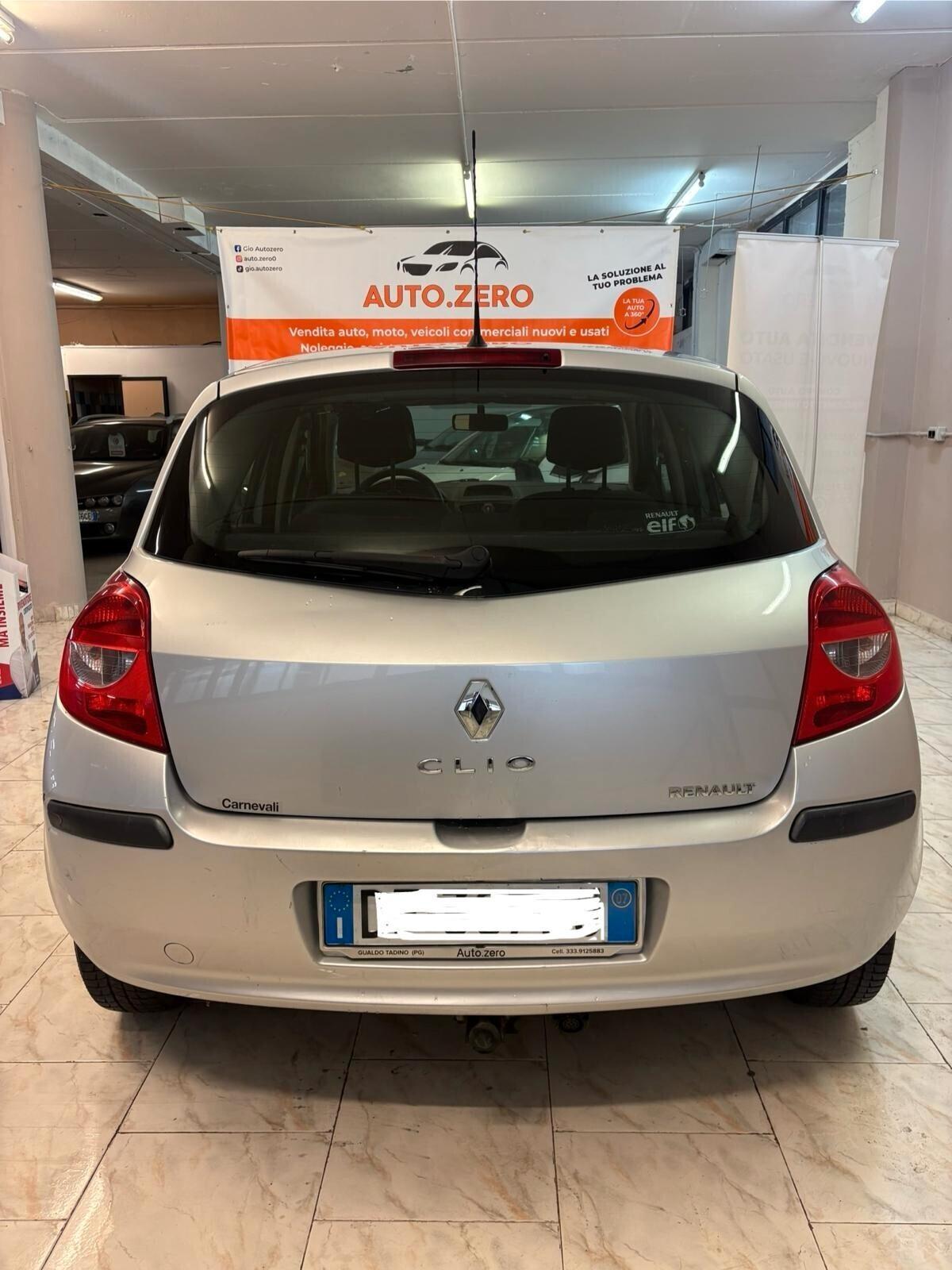 Renault Clio 1.2 16V 5 porte Confort