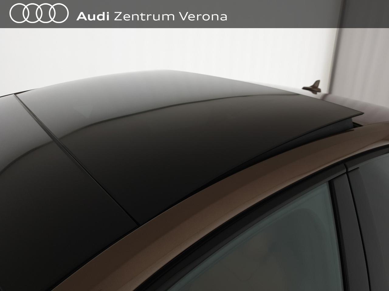 4.0TFSI 571CV quattro tiptronic Sport Attitude