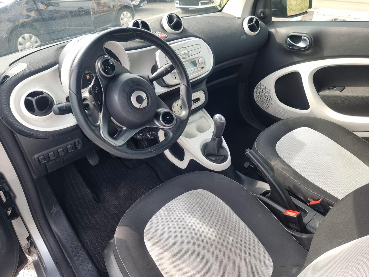 Smart ForTwo 1000 62 kW coupé passion