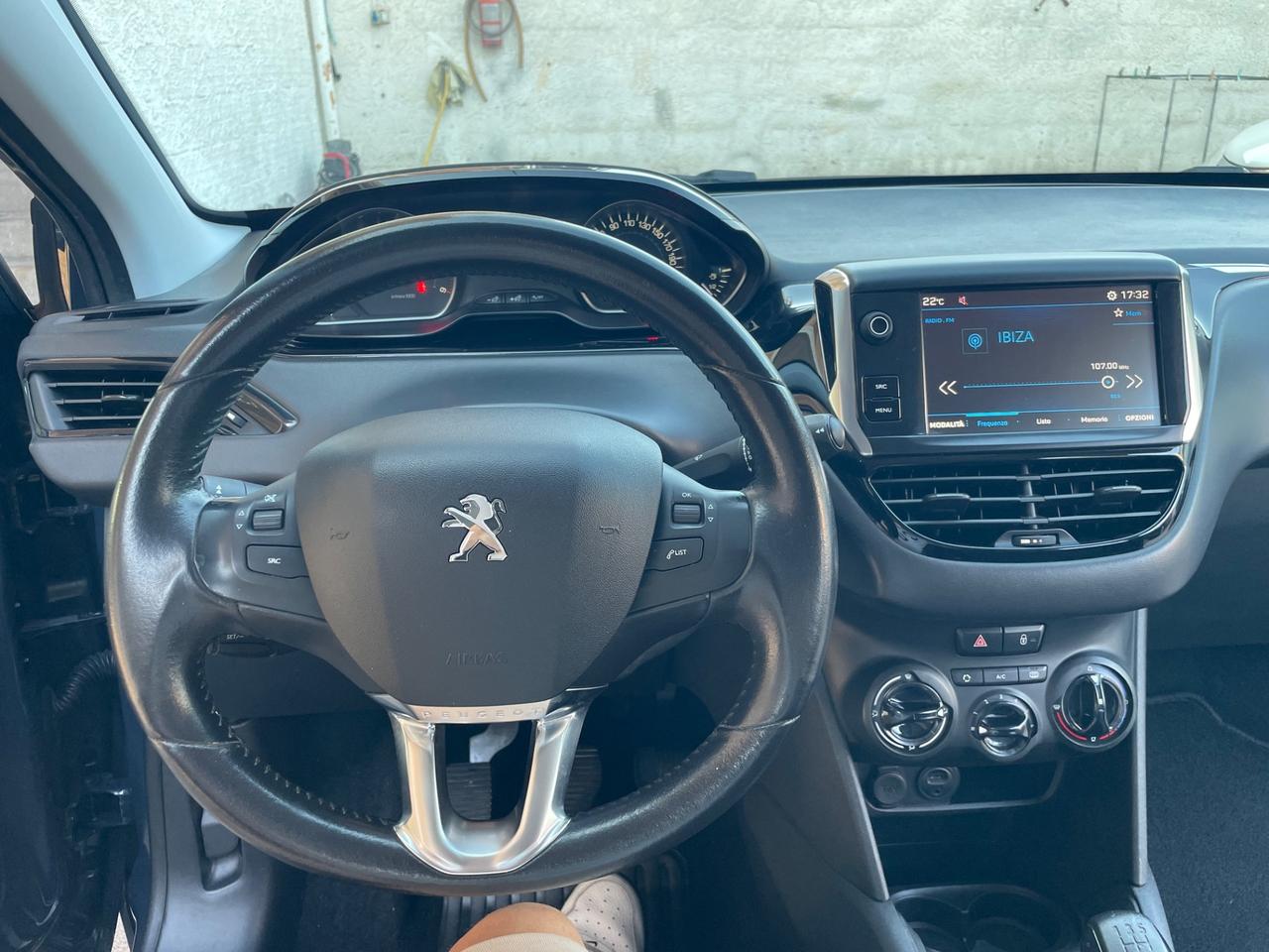 Peugeot 208 BlueHDi 75 5 porte Allure adatta neopatentati