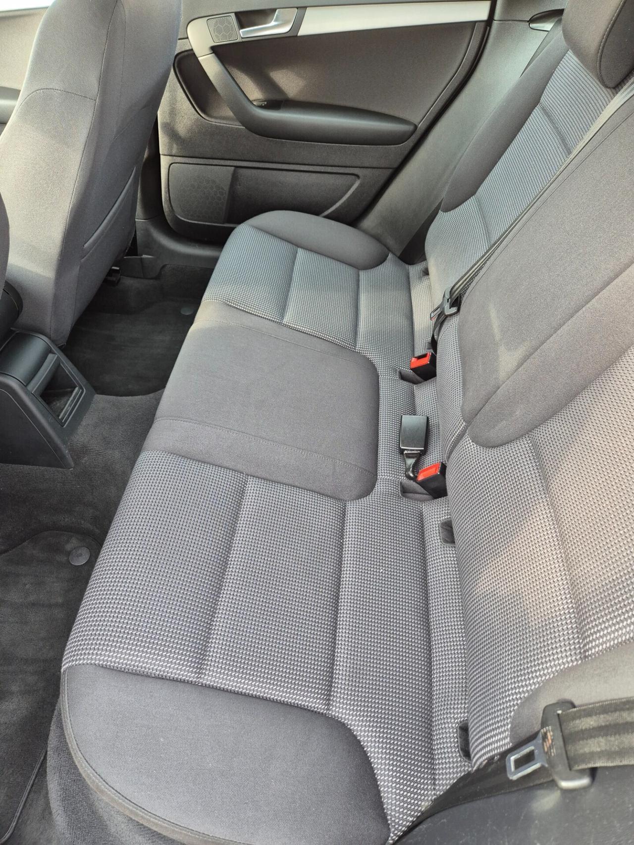 Audi A3 SPB 1.6 TDI 105 CV CR Ambition