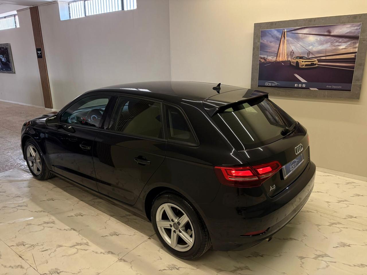 Audi A3 sportback SPB 30 TDI 1600cc 116cv Admired