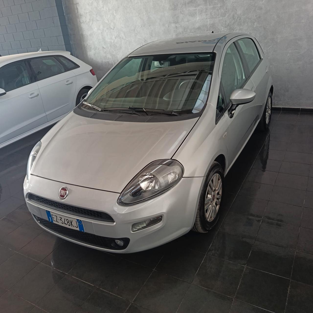 Fiat Punto 0.9 BENZINA LOUNGE