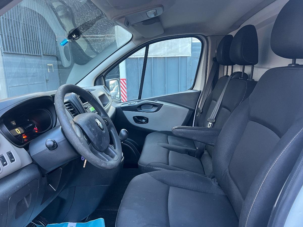 RENAULT trafic T27 1.6 dci 120cv L1H1 E6 trafic T27 1.6 dci 120cv L1H1 E6