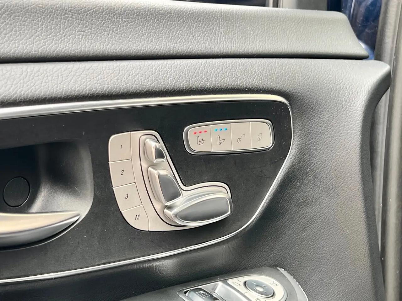 Mercedes-benz V 300 d 239cv 9G-Tronic 4Matic Long Exclusive AMG