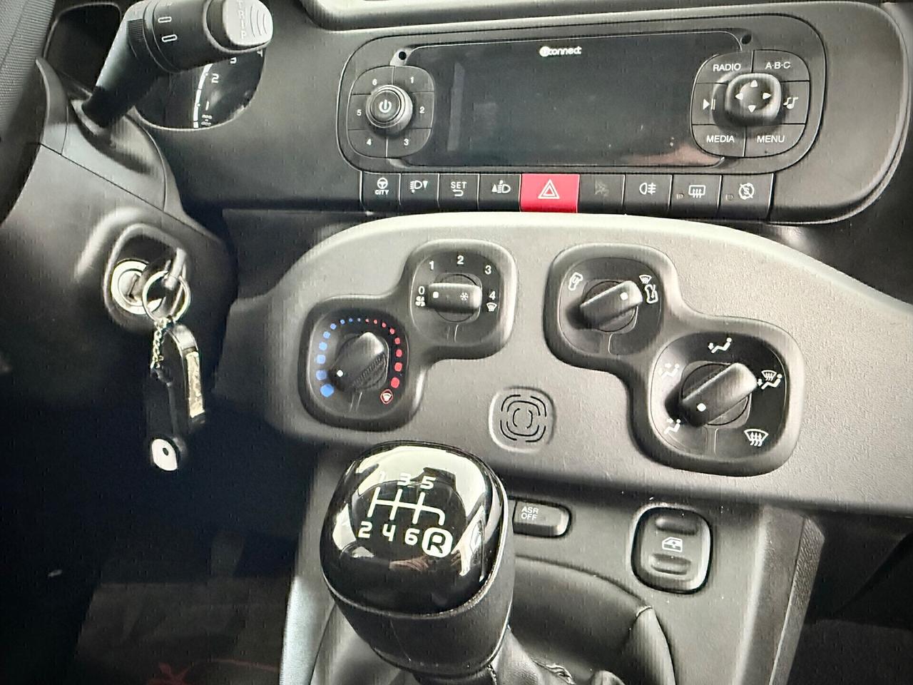 Fiat Panda 1.0 Hybrid City Life 70cv 5 posti