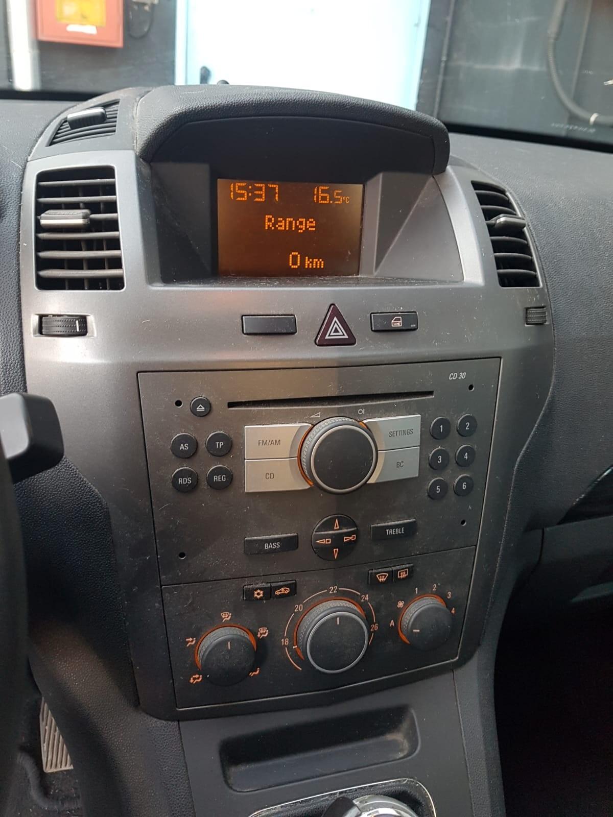 Opel Zafira 1.6 16V Twinport Cosmo