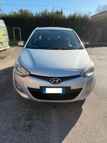 Hyundai i20 1.2 Gpl - NEOPATENTATI - 12 MESI DI GARANZIA -