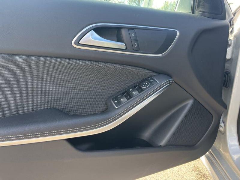 Mercedes-Benz Classe A A 200 D BUSINESS